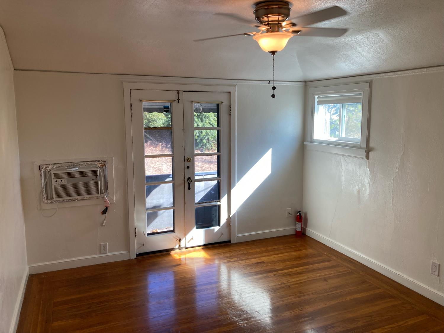27th Street, Sacramento, California image 42