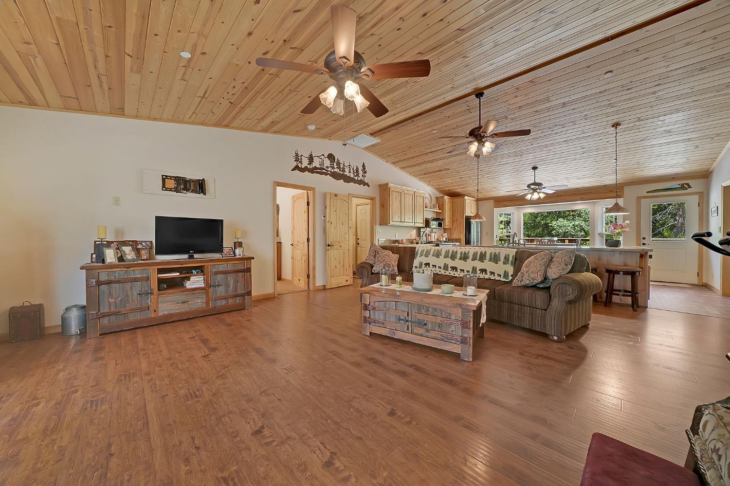 Detail Gallery Image 13 of 70 For 2059 Winton Rd, West Point,  CA 95255 - 2 Beds | 2 Baths