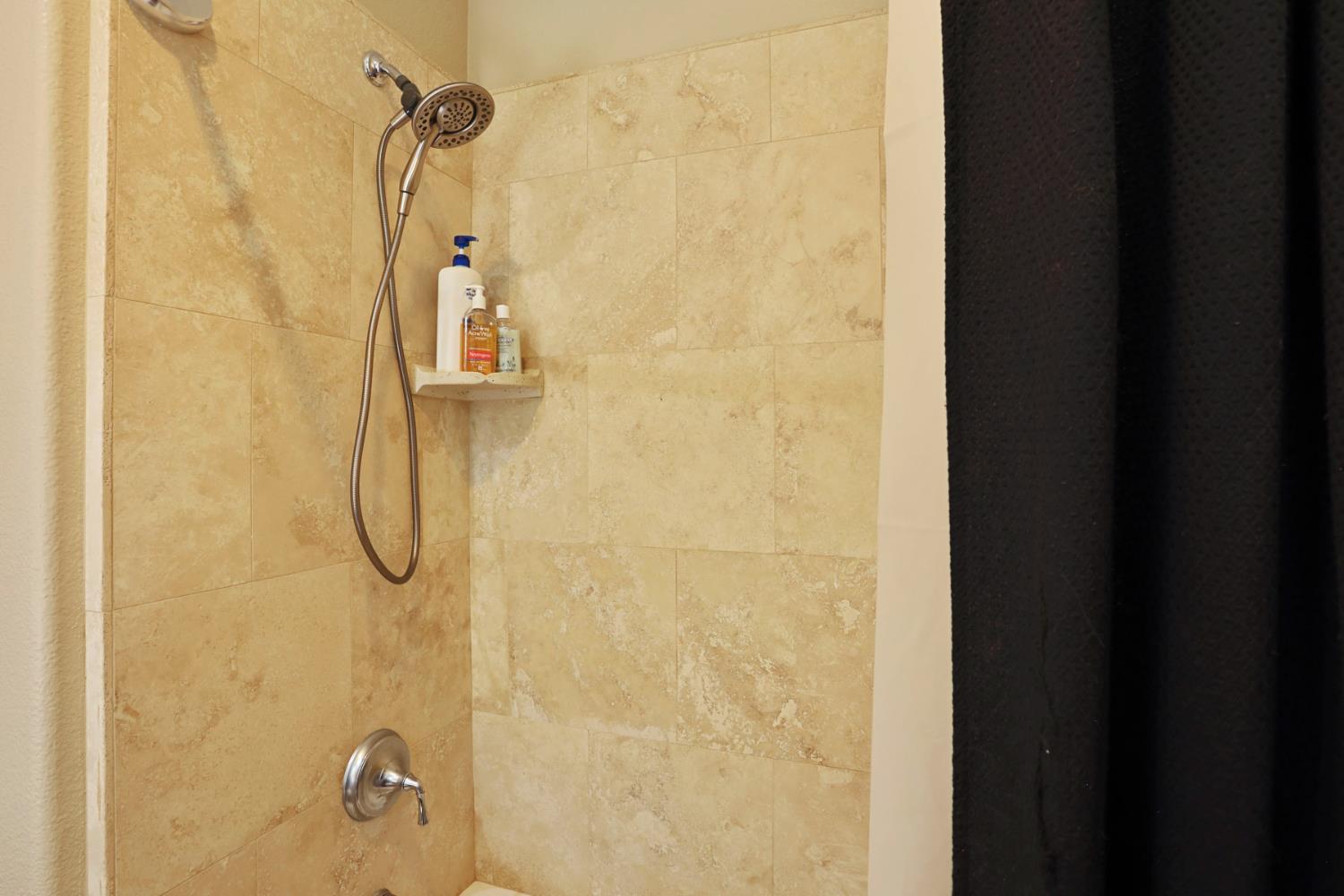 Detail Gallery Image 32 of 98 For 3063 Remington Way, Tracy,  CA 95377 - 6 Beds | 4/1 Baths