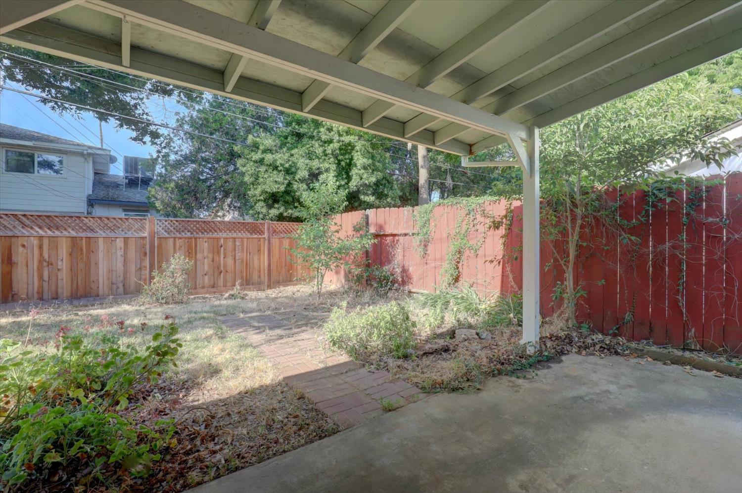 Elvyra Way, Sacramento, California image 23