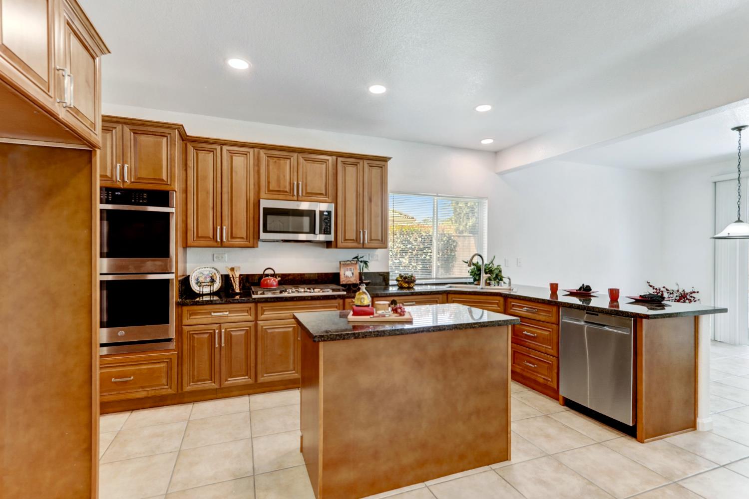 Ramsdell Court, Elk Grove, California image 21