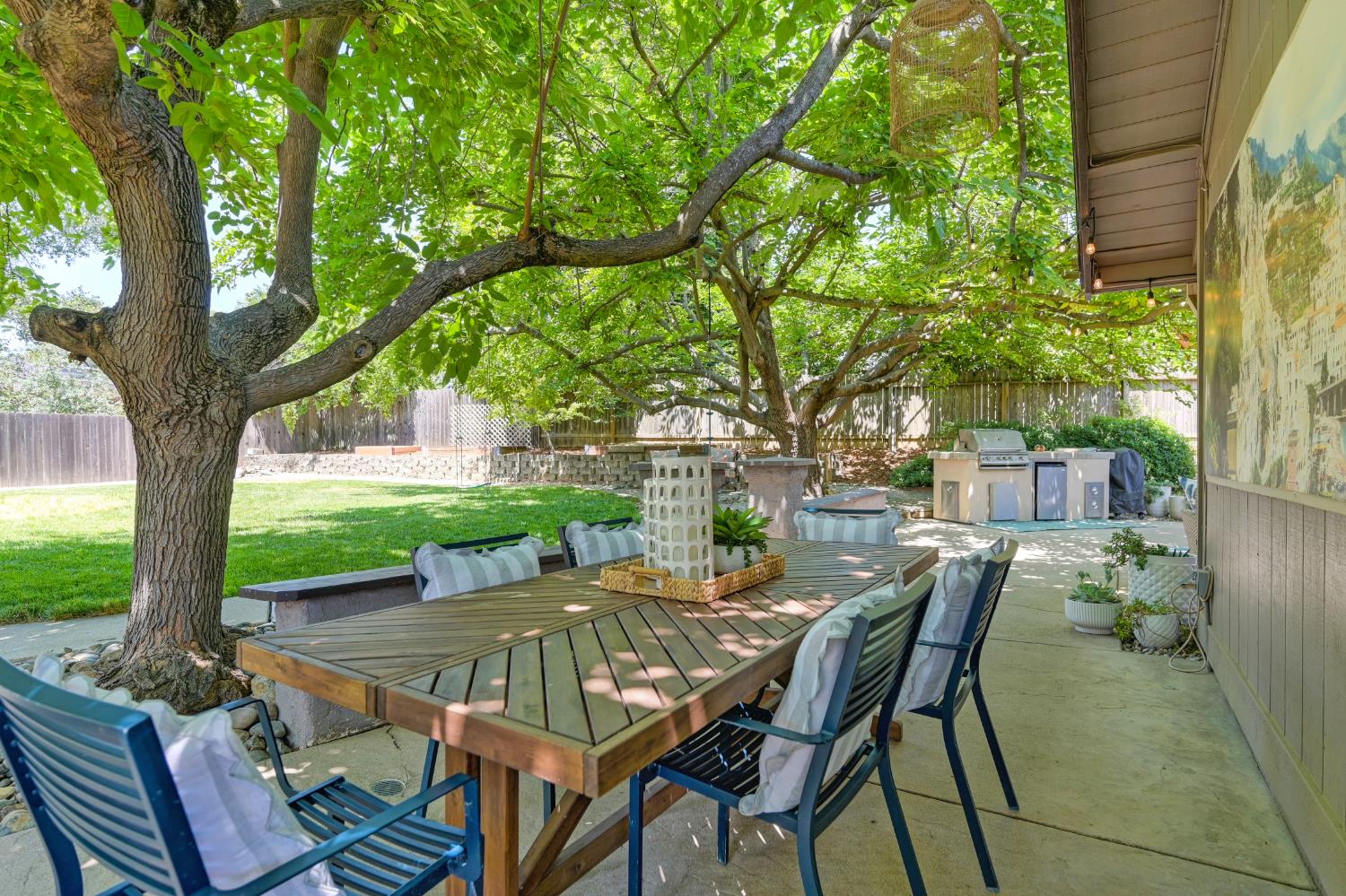 Mesquite Court, Folsom, California image 37