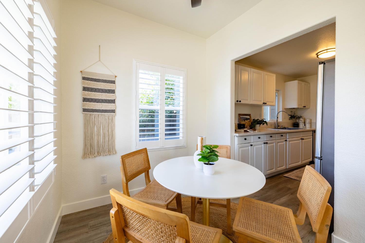 15th Avenue, Sacramento, California image 9