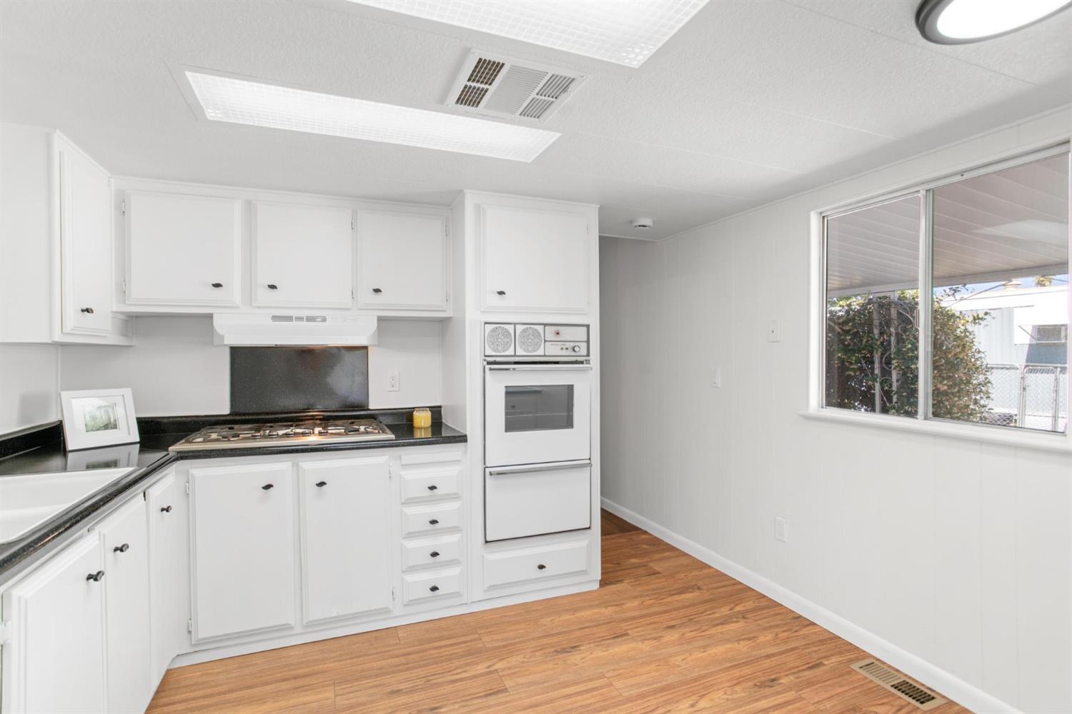 Detail Gallery Image 11 of 28 For 4215 Ticonderoga Ln, North Highlands,  CA 95660 - 2 Beds | 1 Baths