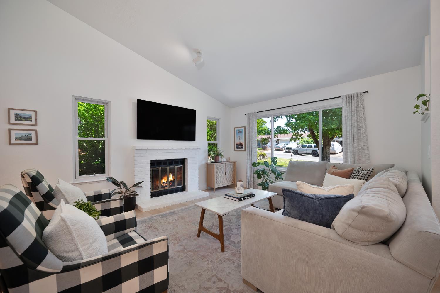 Mesquite Court, Folsom, California image 8