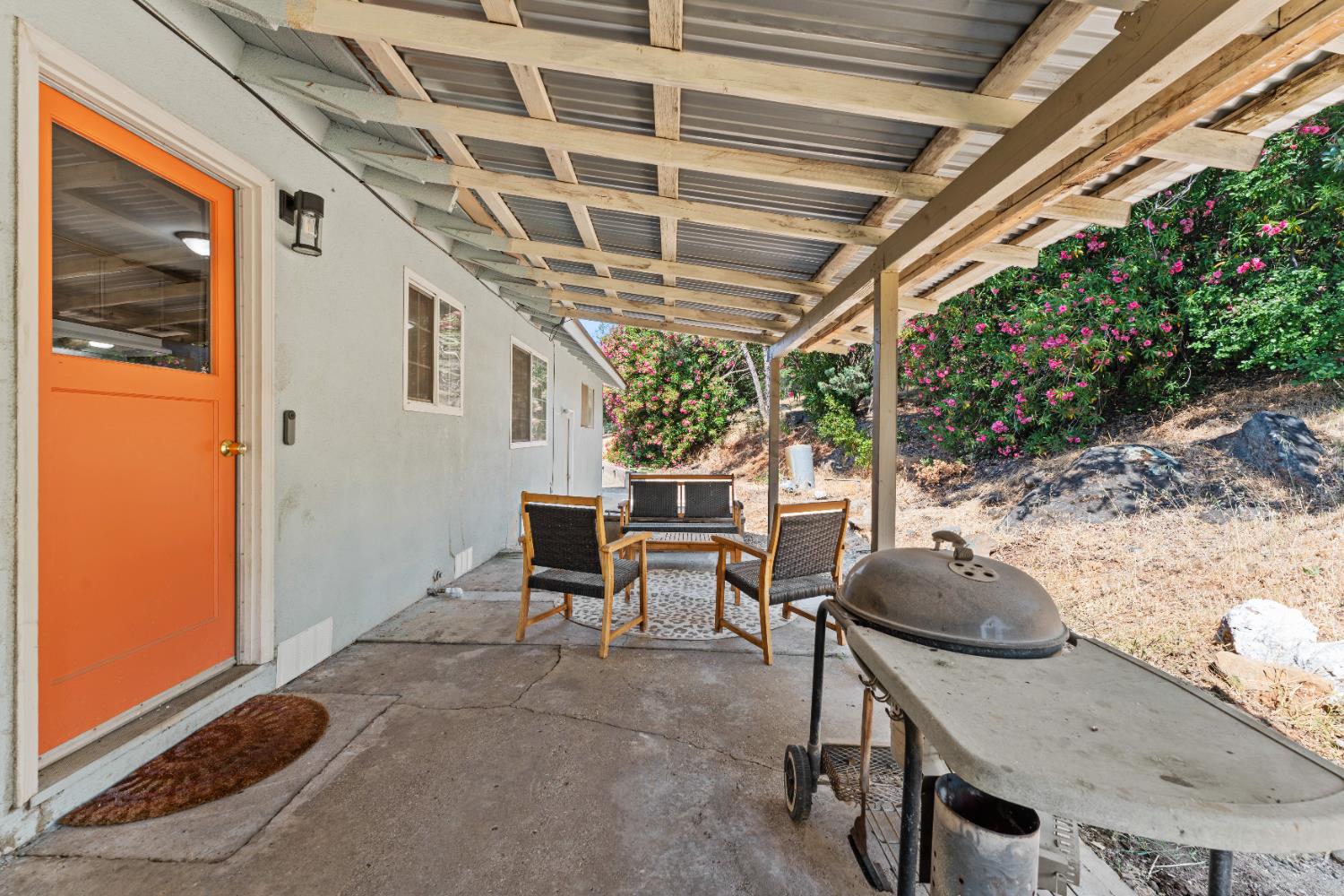 Lost Horizon Drive, Oroville, California image 30