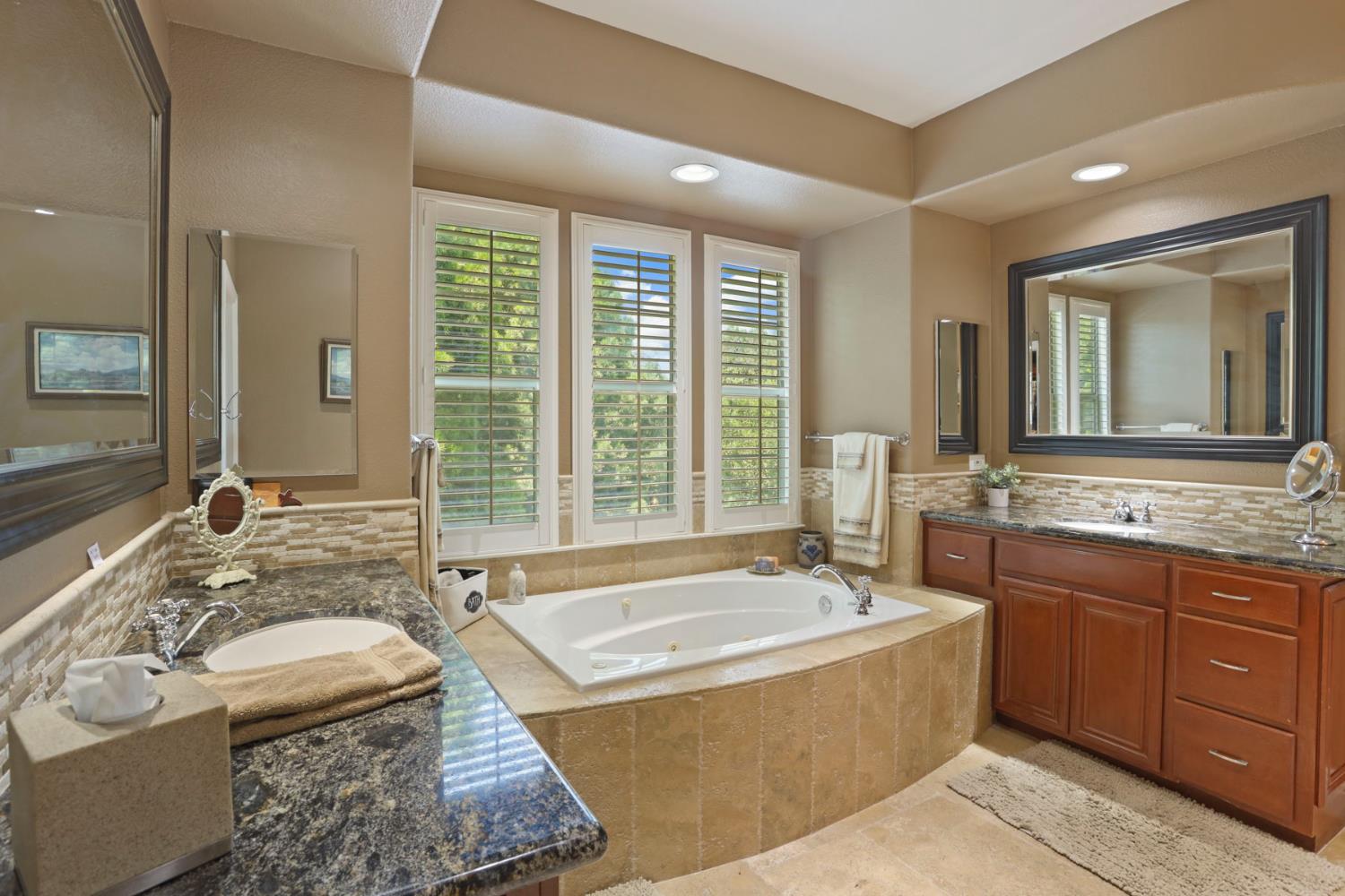 Detail Gallery Image 41 of 98 For 3063 Remington Way, Tracy,  CA 95377 - 6 Beds | 4/1 Baths