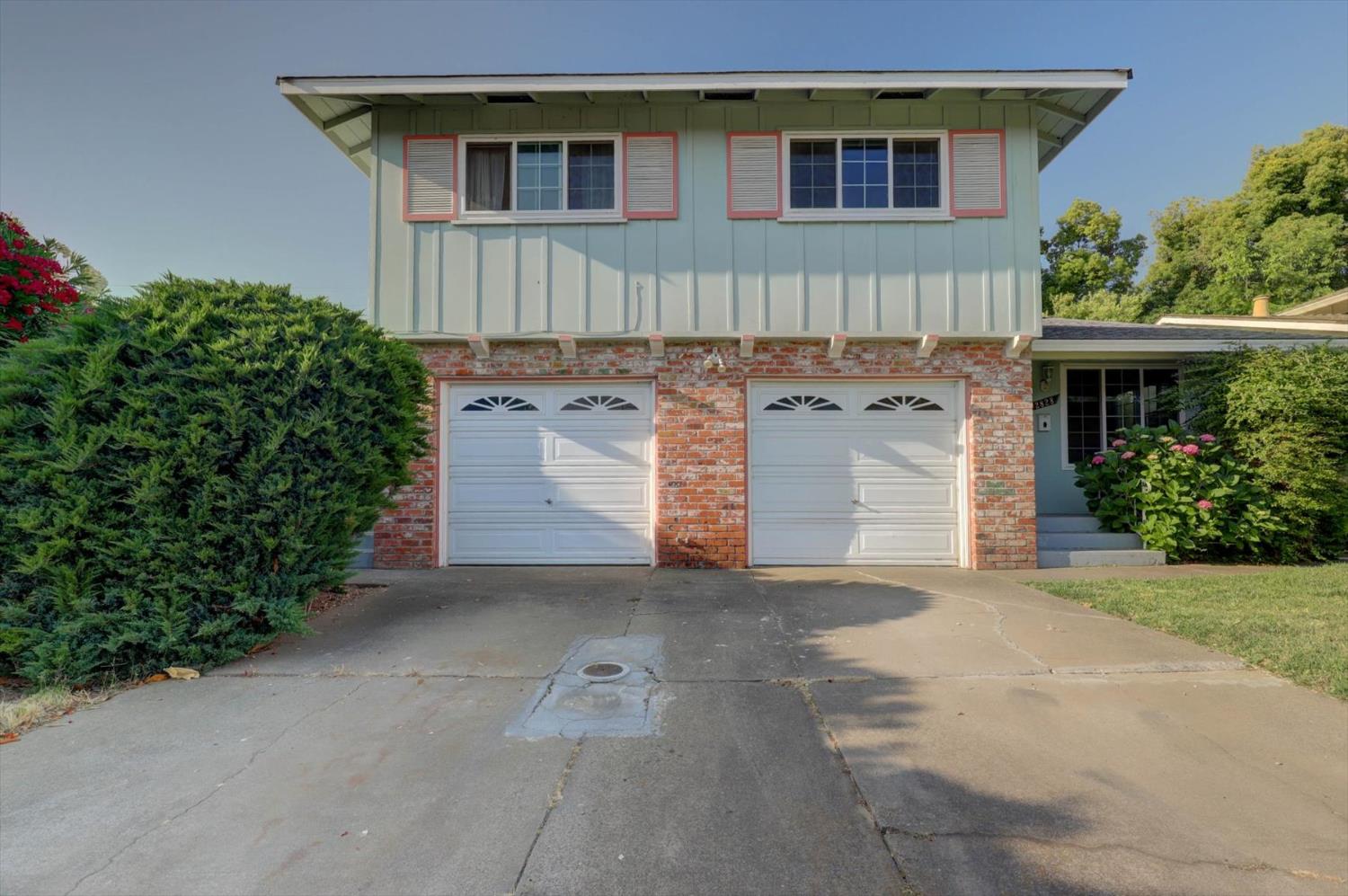 Elvyra Way, Sacramento, California image 1