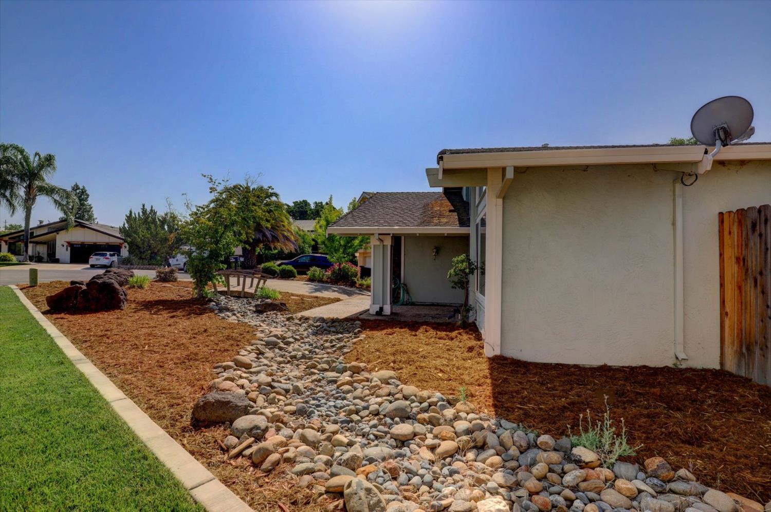 Chamise Court, Orangevale, California image 38
