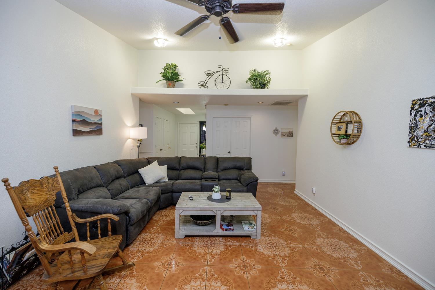 Melanie Court, Ceres, California image 10