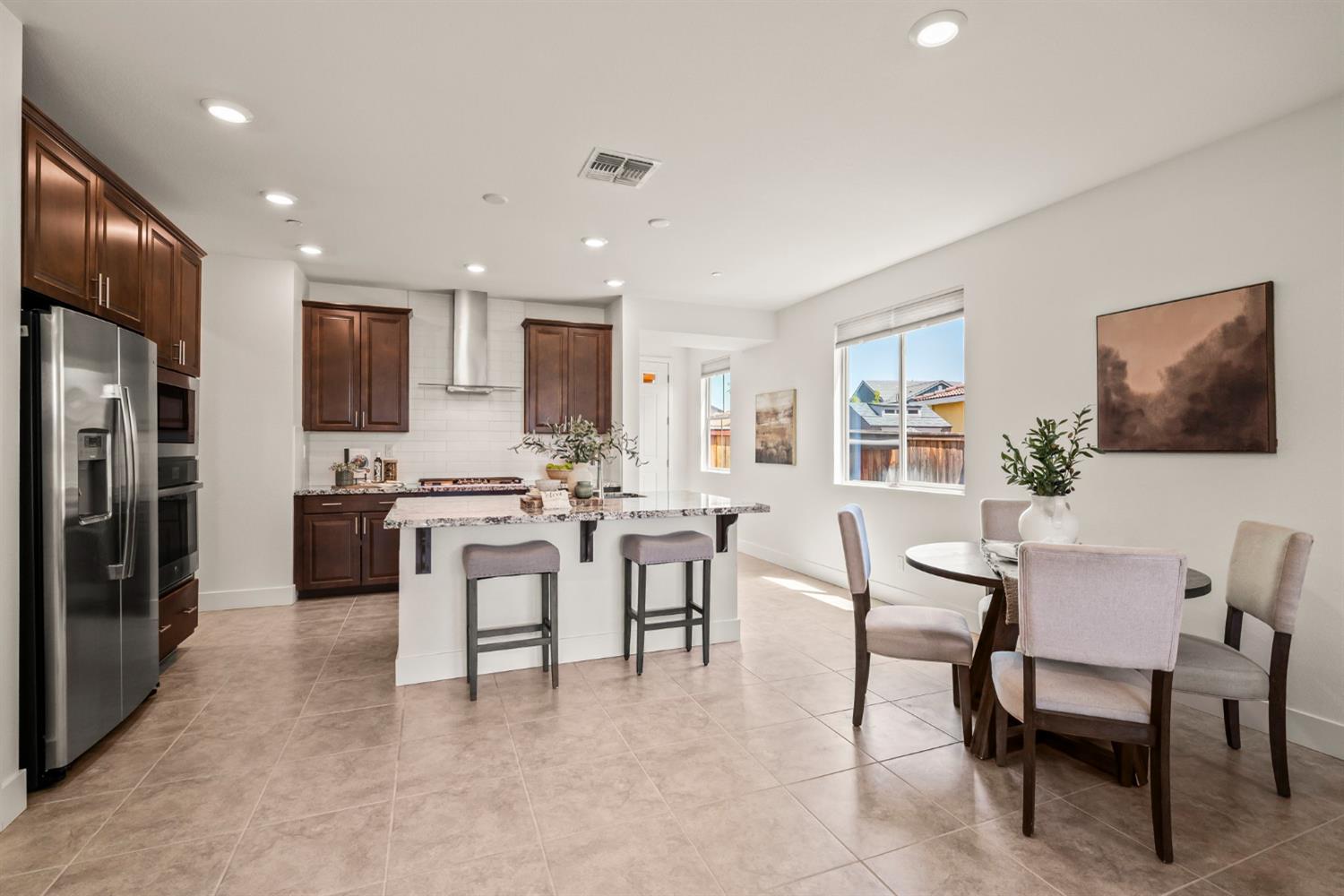 Cypress Grove Drive, Rancho Cordova, California image 13