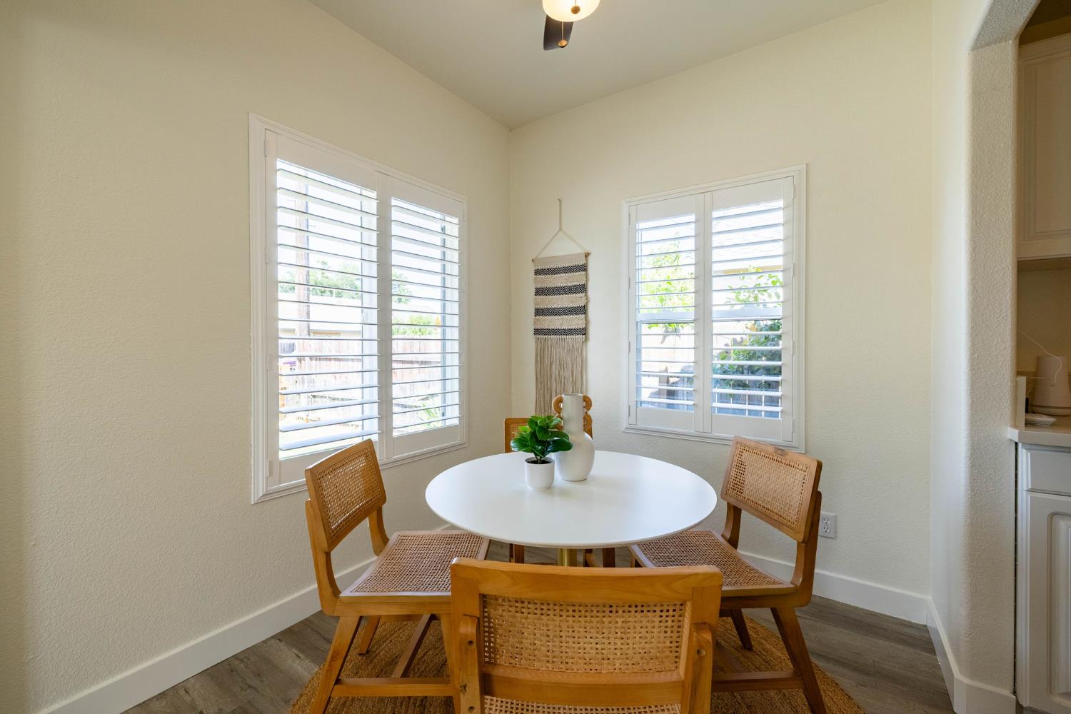 15th Avenue, Sacramento, California image 8