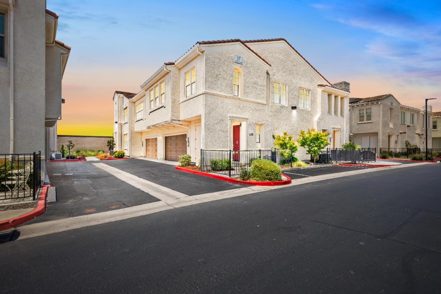 E Commerce Way #17104, Sacramento, California image 1