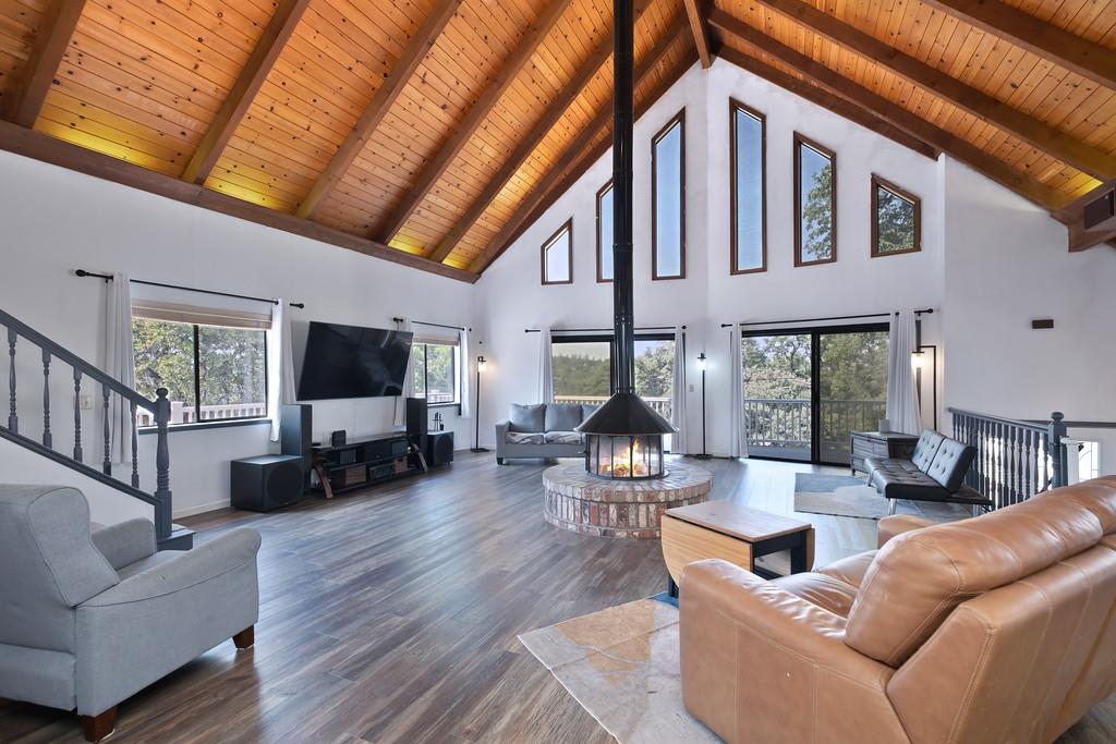 Lodgepole Court, Penn Valley, California image 5