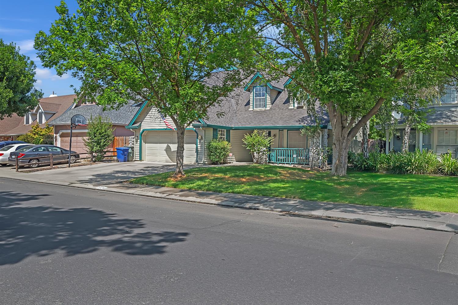 Boston Way, Modesto, California image 50