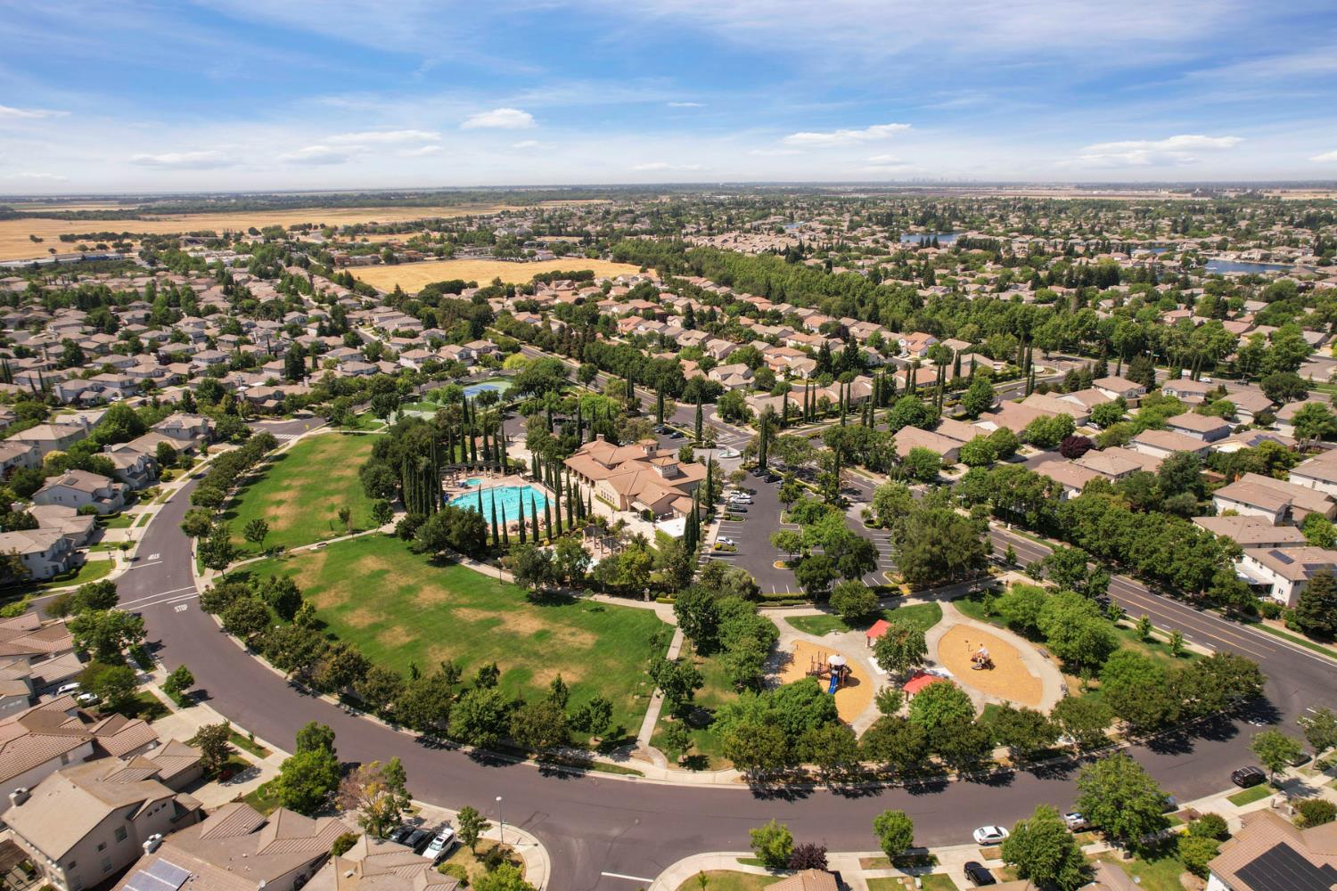 Nestling Circle, Elk Grove, California image 48