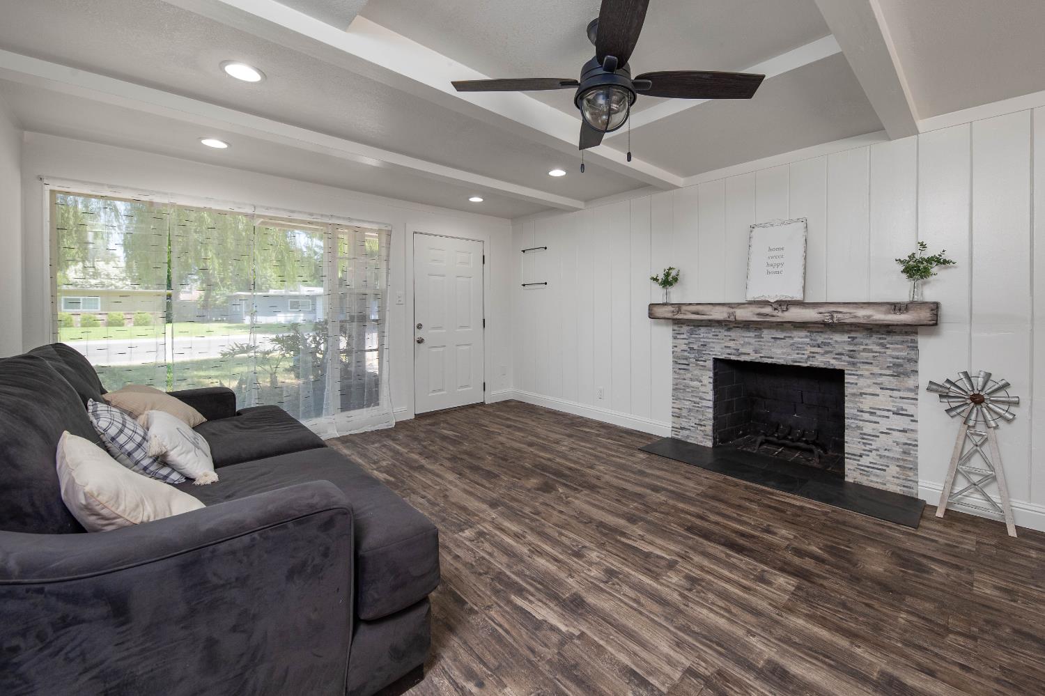 Douglas Road, Stockton, California image 6
