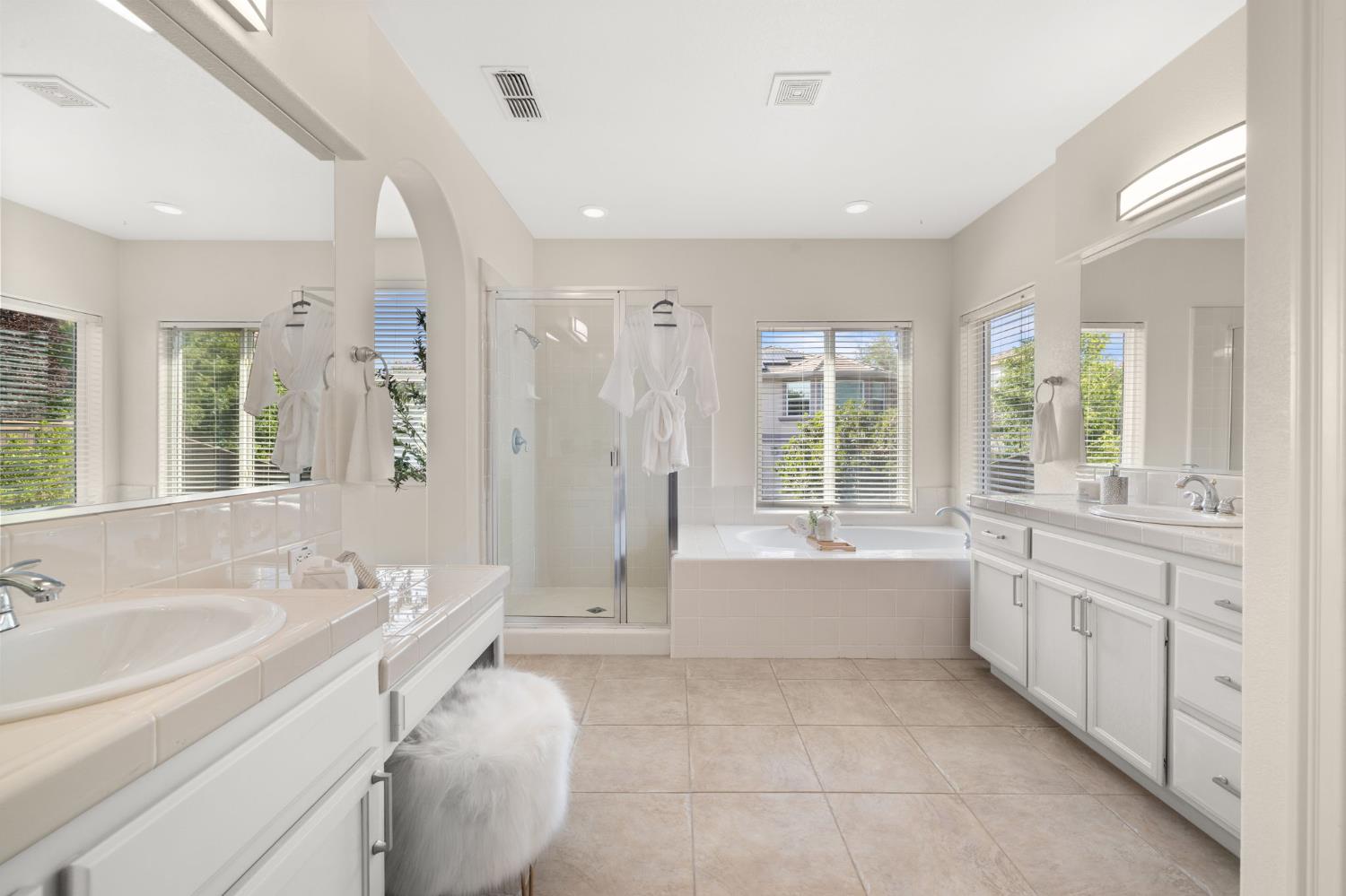 Tarvisio Way, El Dorado Hills, California image 37