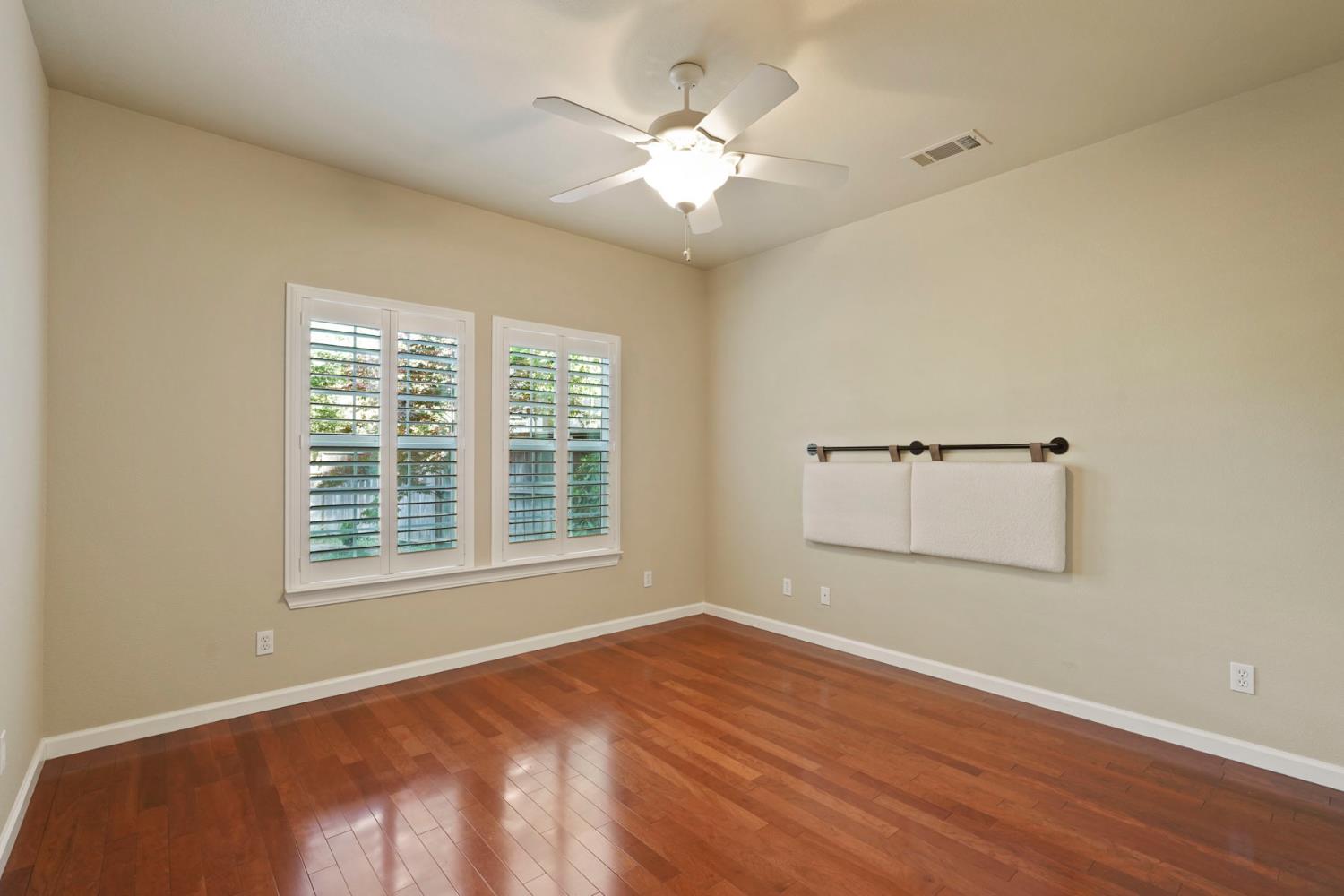 Summerset Court, Lodi, California image 23