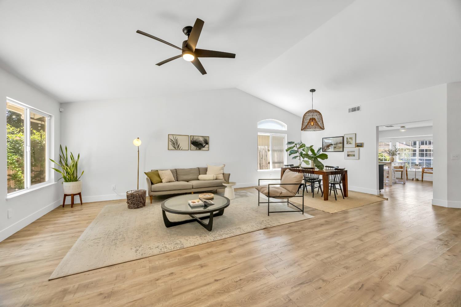 Wynndel Way, Elk Grove, California image 9