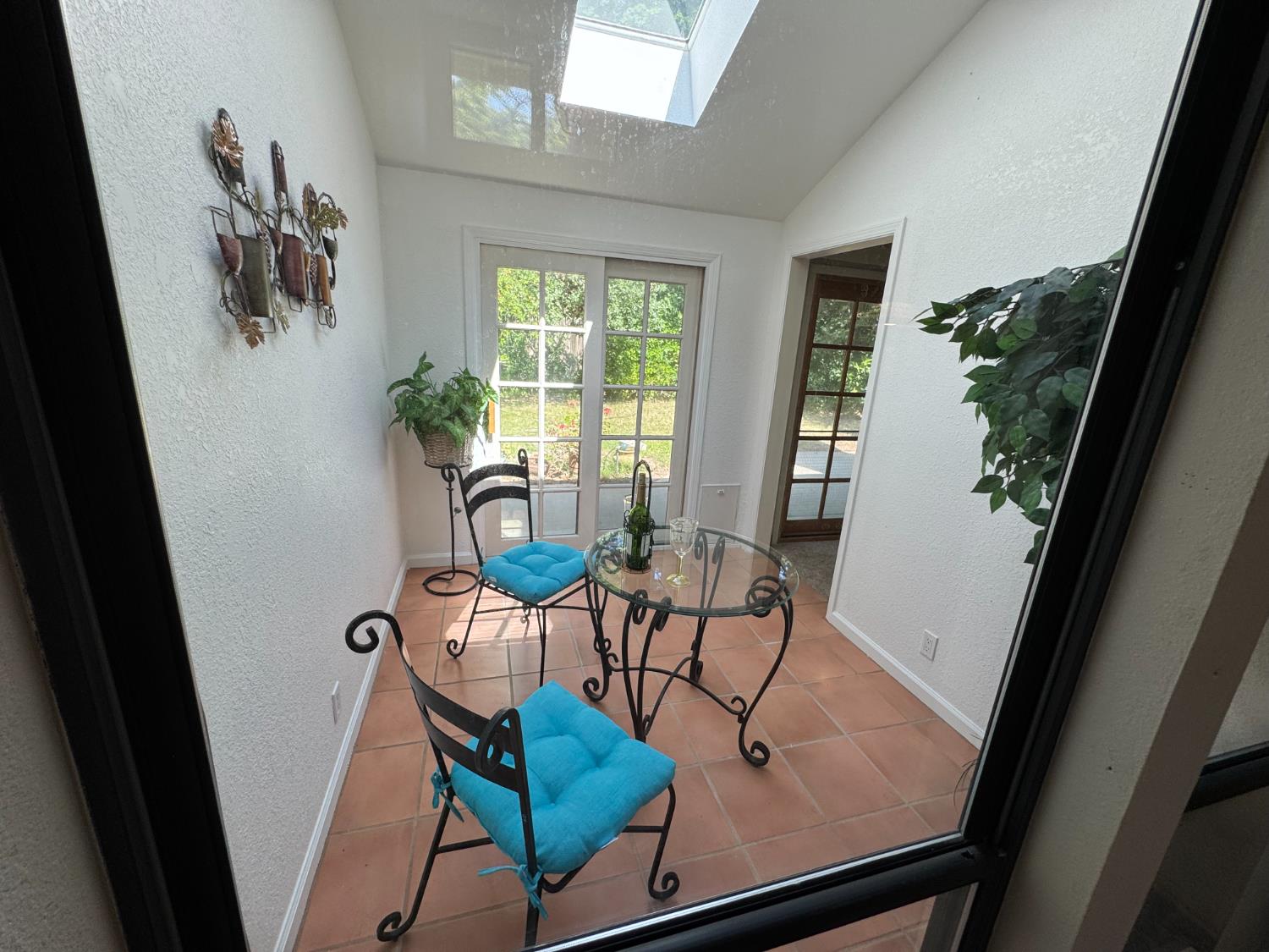 Oak Stream Court, Carmichael, California image 16