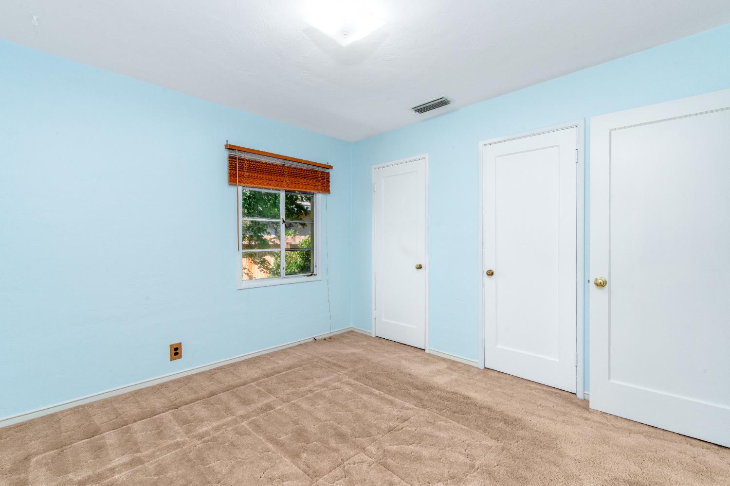 Meadowbrook Road, Sacramento, California image 16