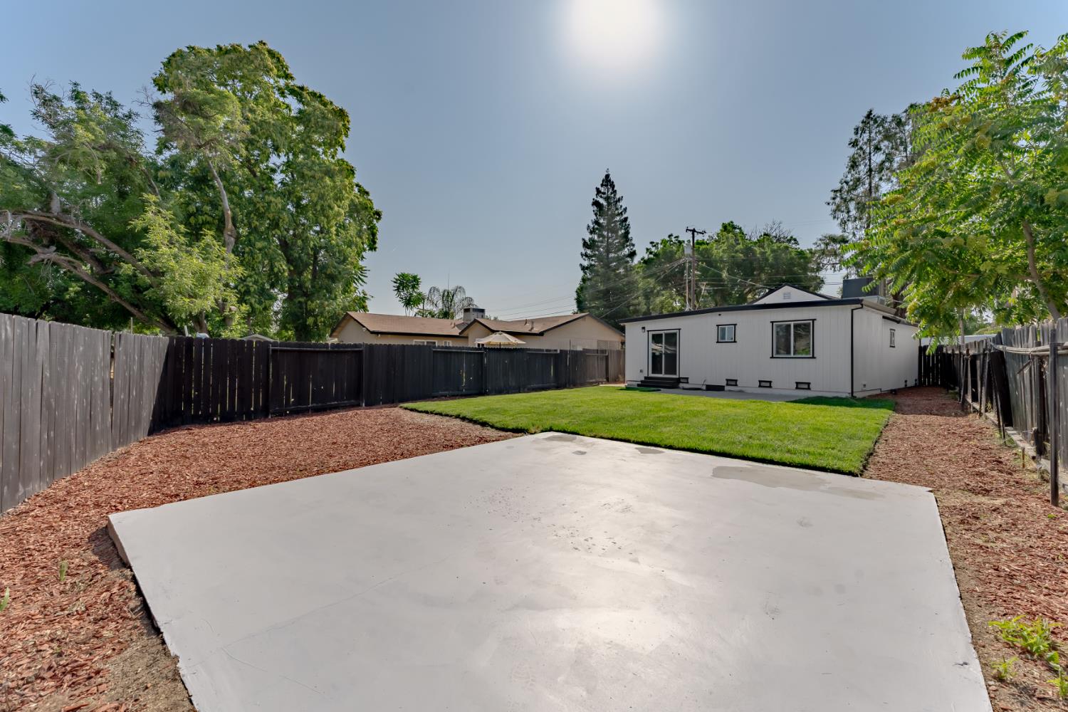Woodbridge Avenue, Yuba City, California image 1
