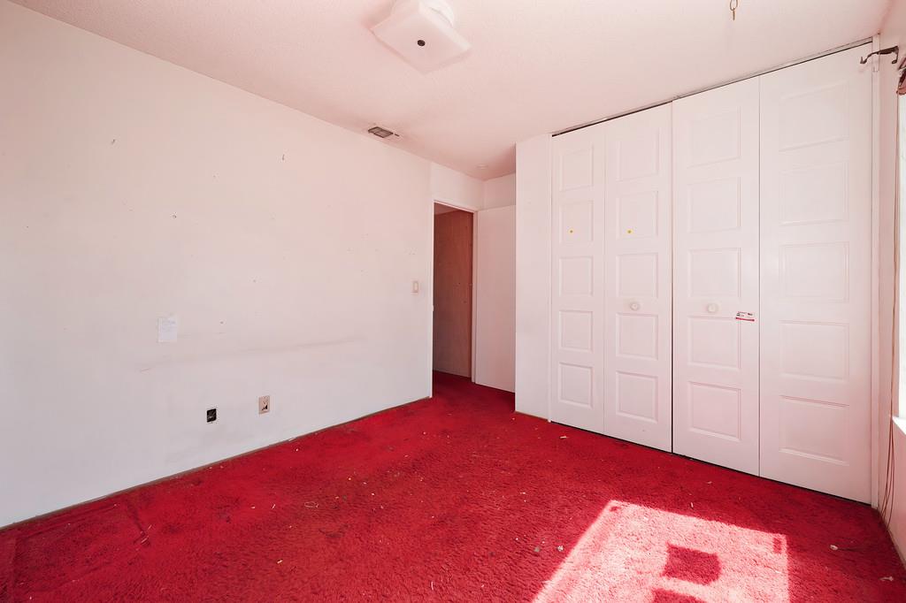 Mira Del Rio Way, Sacramento, California image 9