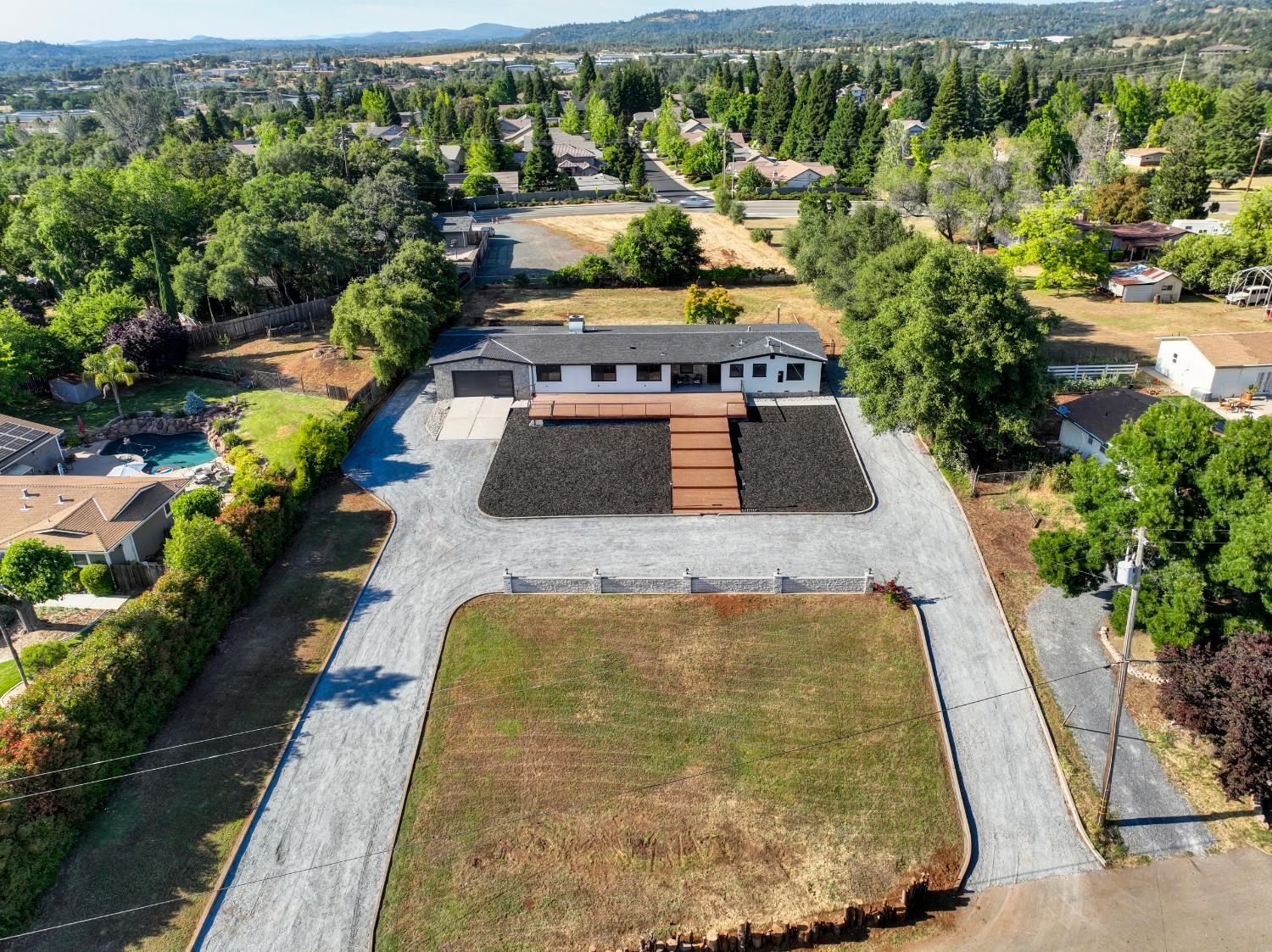 Ladd Lane, Auburn, California image 1