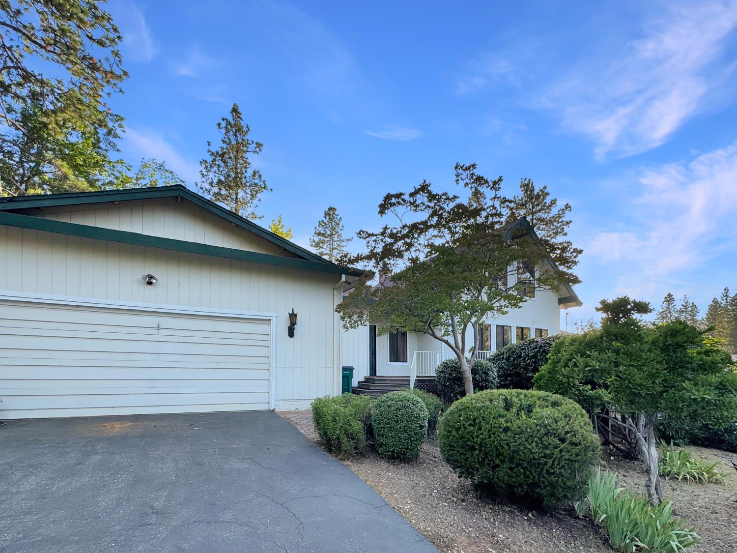 Aileen Way, Grass Valley, California image 2