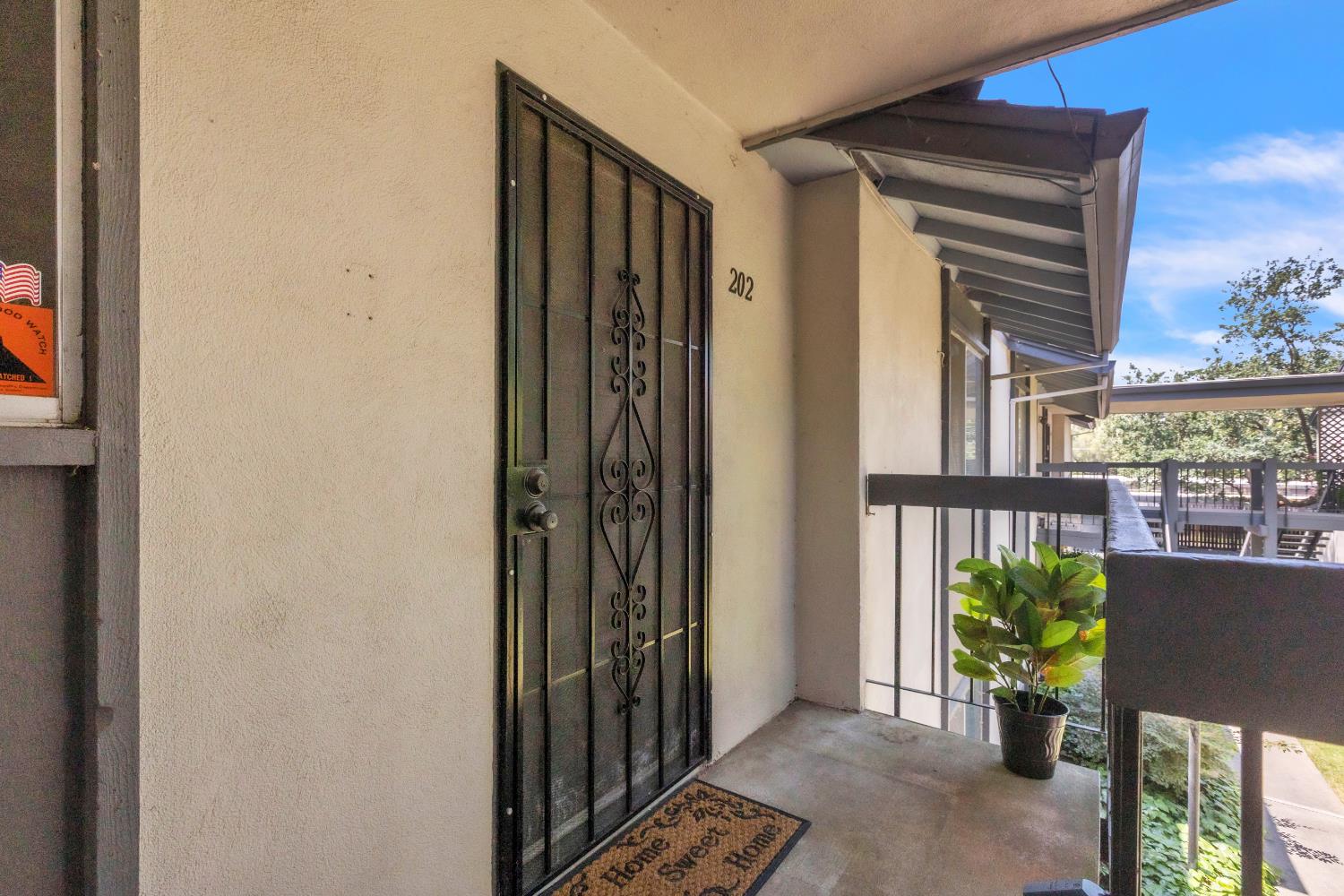 Marconi Avenue #202, Sacramento, California image 2