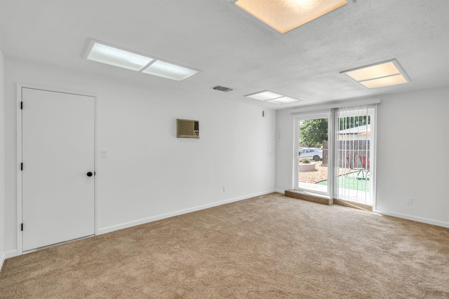 York Glen Way, Sacramento, California image 21