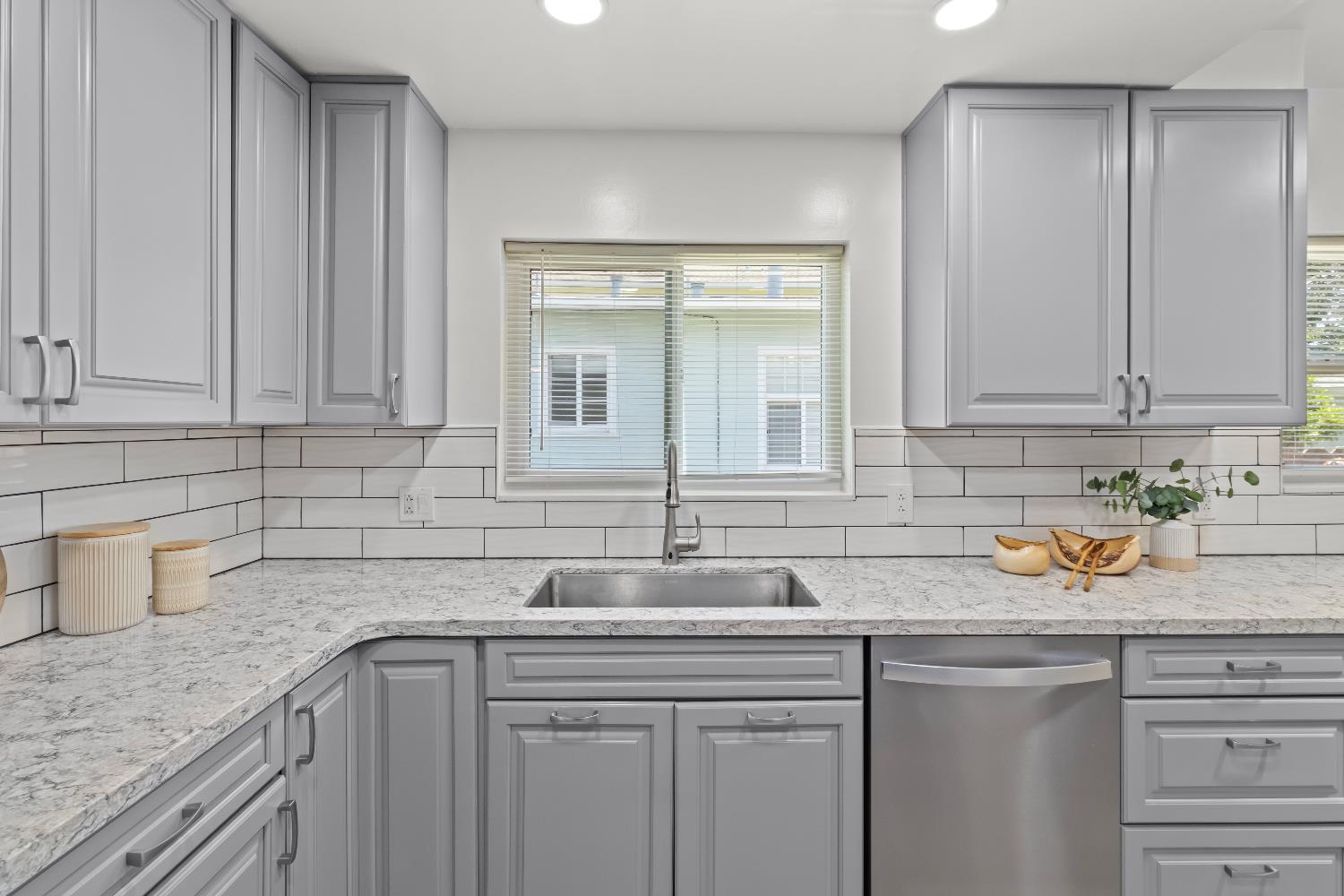 W Merle Court, San Leandro, California image 8