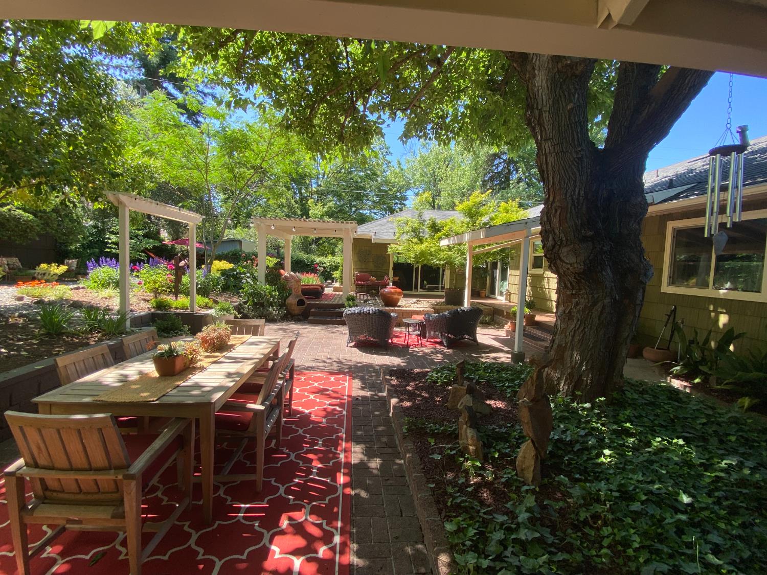 Mahala Drive, Carmichael, California image 40