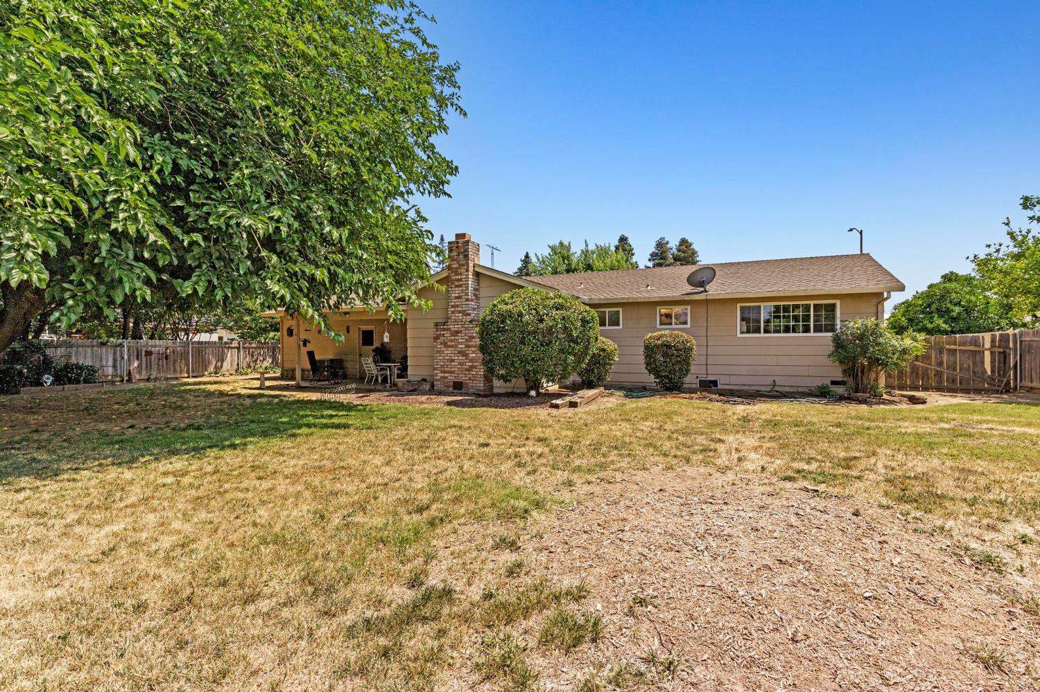 Azalea Way, Yuba City, California image 33