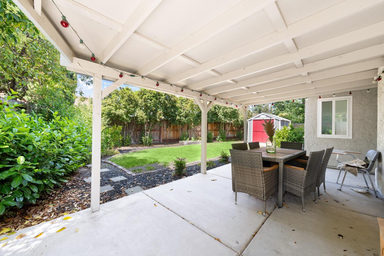 Mergansers Court, West Sacramento, California image 26