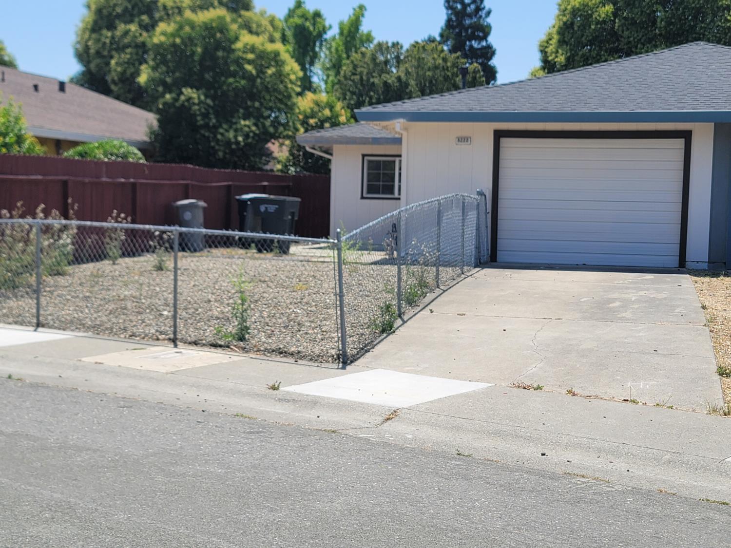 Union House Way, Sacramento, California image 32