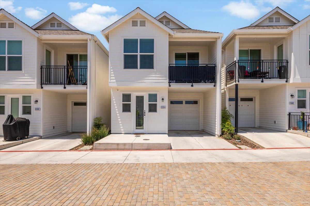 Brinef Drive, Sacramento, California image 3