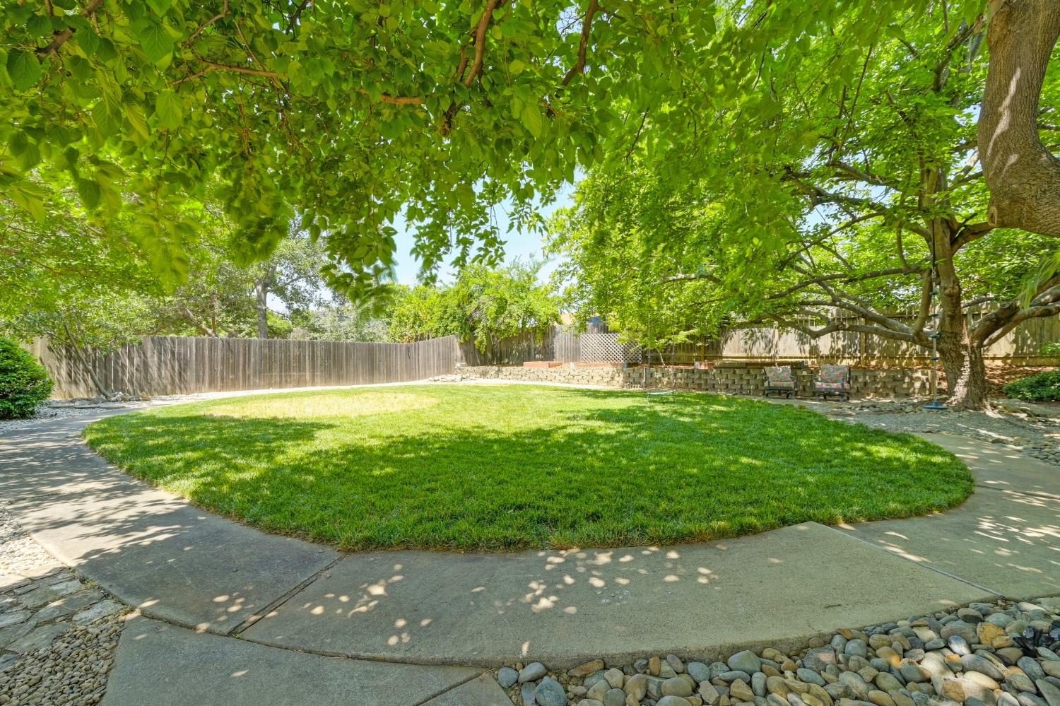 Mesquite Court, Folsom, California image 40