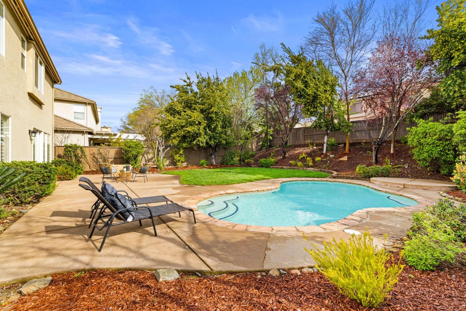 Village Green Drive, El Dorado Hills, California image 2