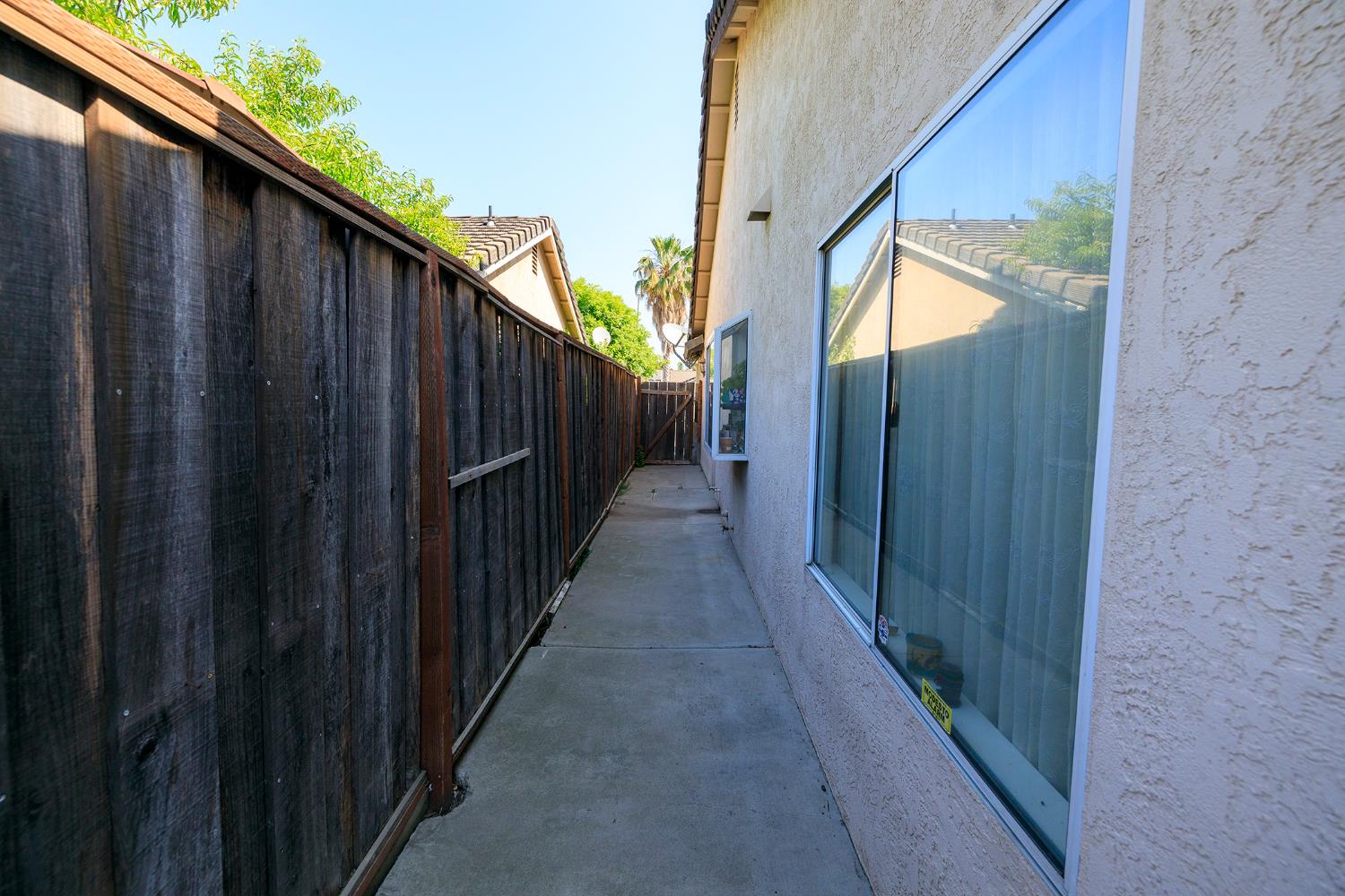 Melanie Court, Ceres, California image 28