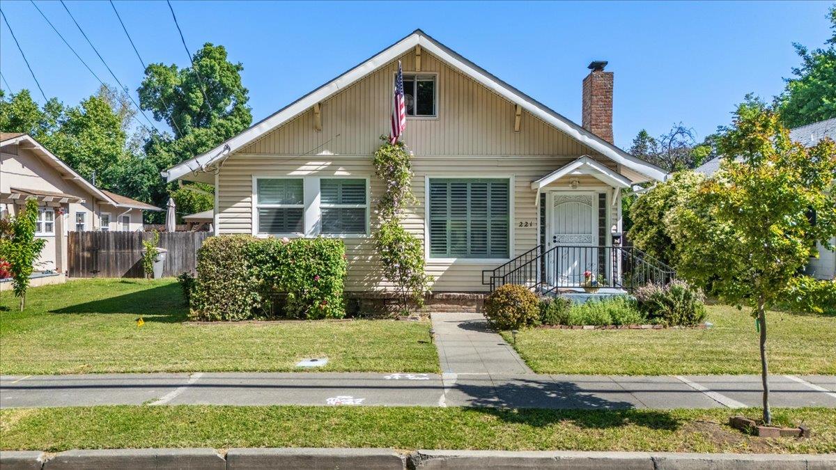 Cross Street, Woodland, California image 5