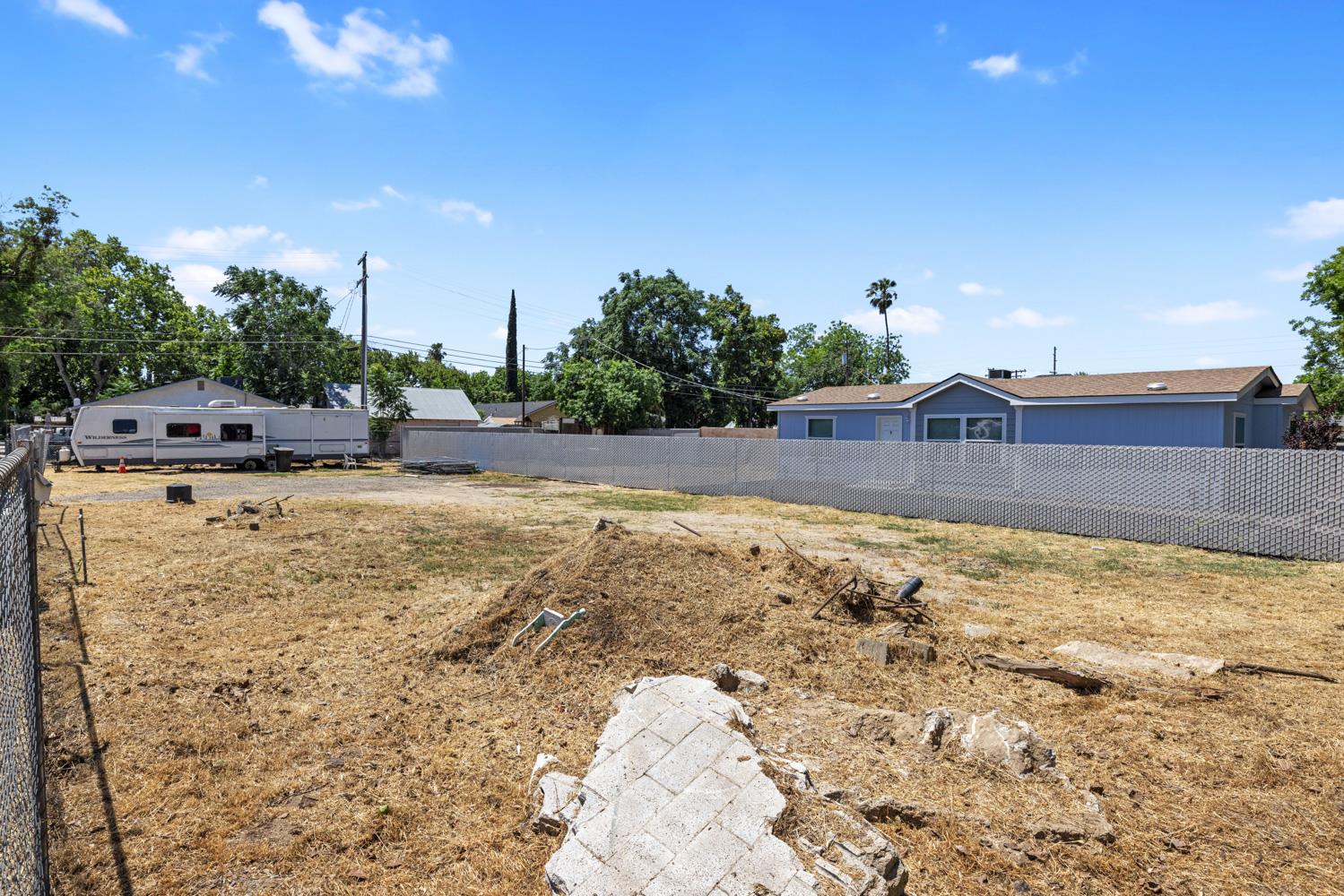 California Avenue, Modesto, California image 2