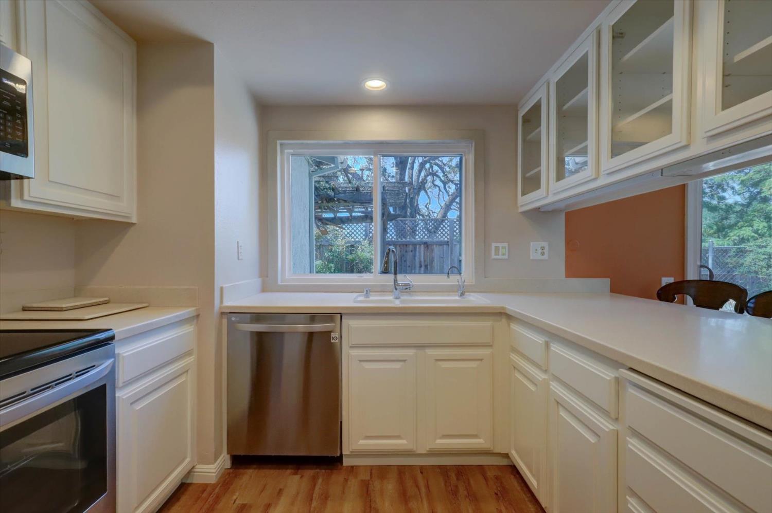 Chamise Court, Orangevale, California image 10