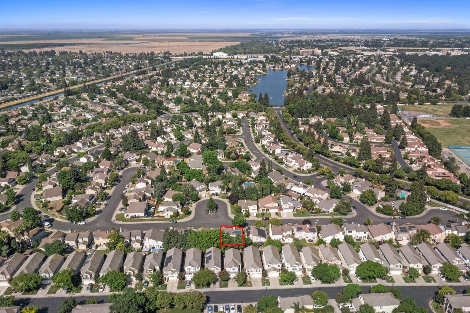 Hepburn Circle, Stockton, California image 39