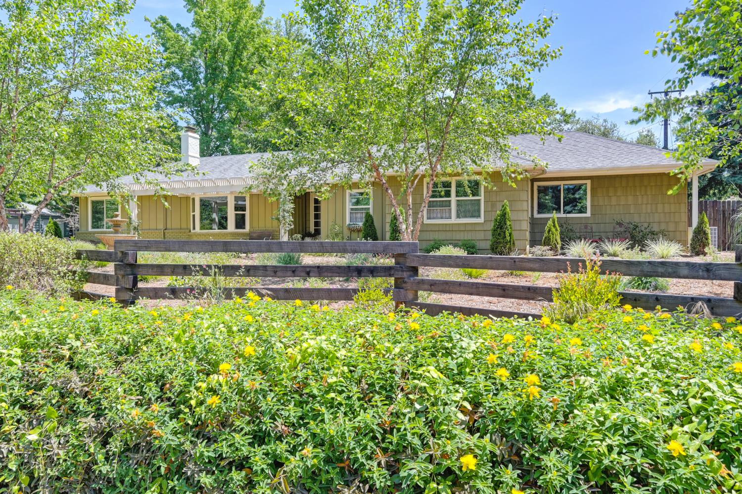 Mahala Drive, Carmichael, California image 1