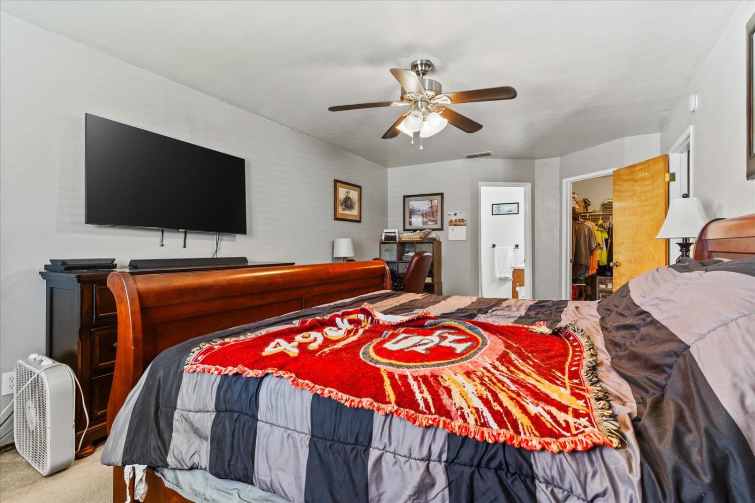 Theresa Way, Yuba City, California image 36