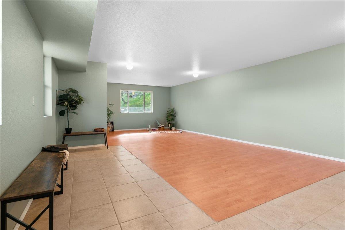 17947 Piper Lane, Penn Valley, California image 24