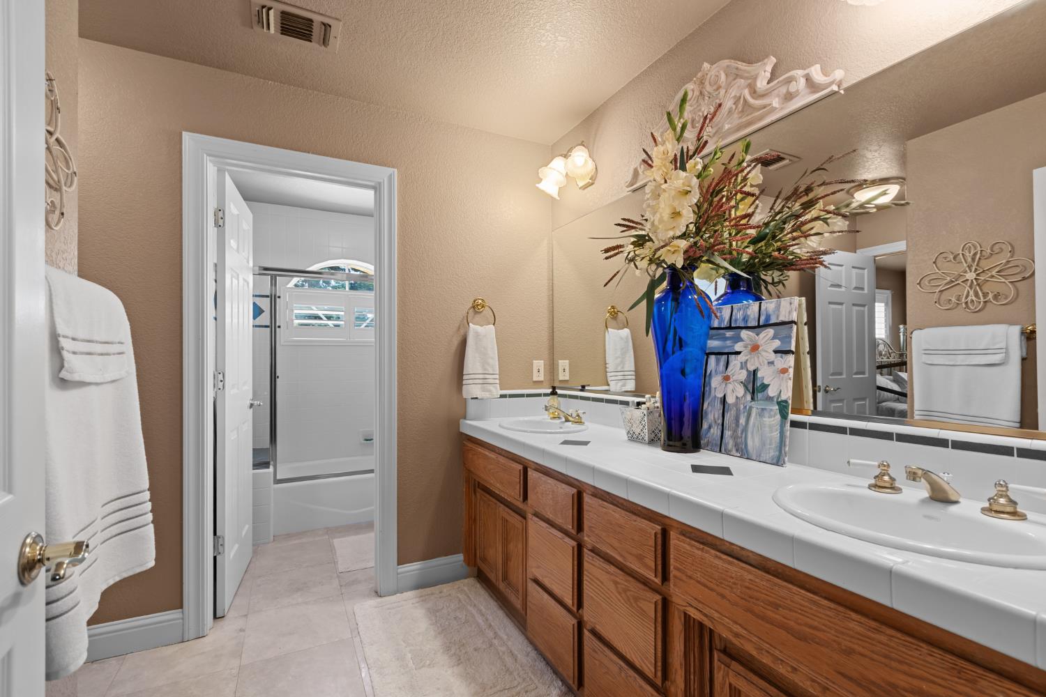 Kensley Court, Granite Bay, California image 39