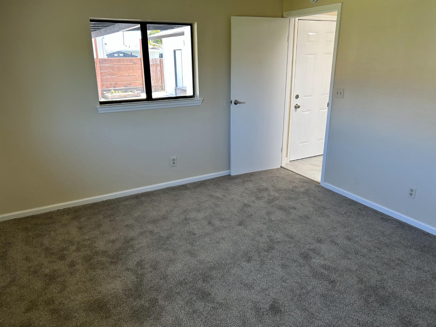 Cotton Lane, Elk Grove, California image 10
